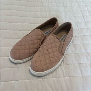 Steve Madden Quilted Loafers